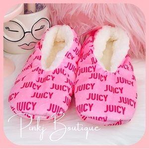 💗💋{Juicy Couture} Soft Sherpa Pink Logo Slipper Socks!